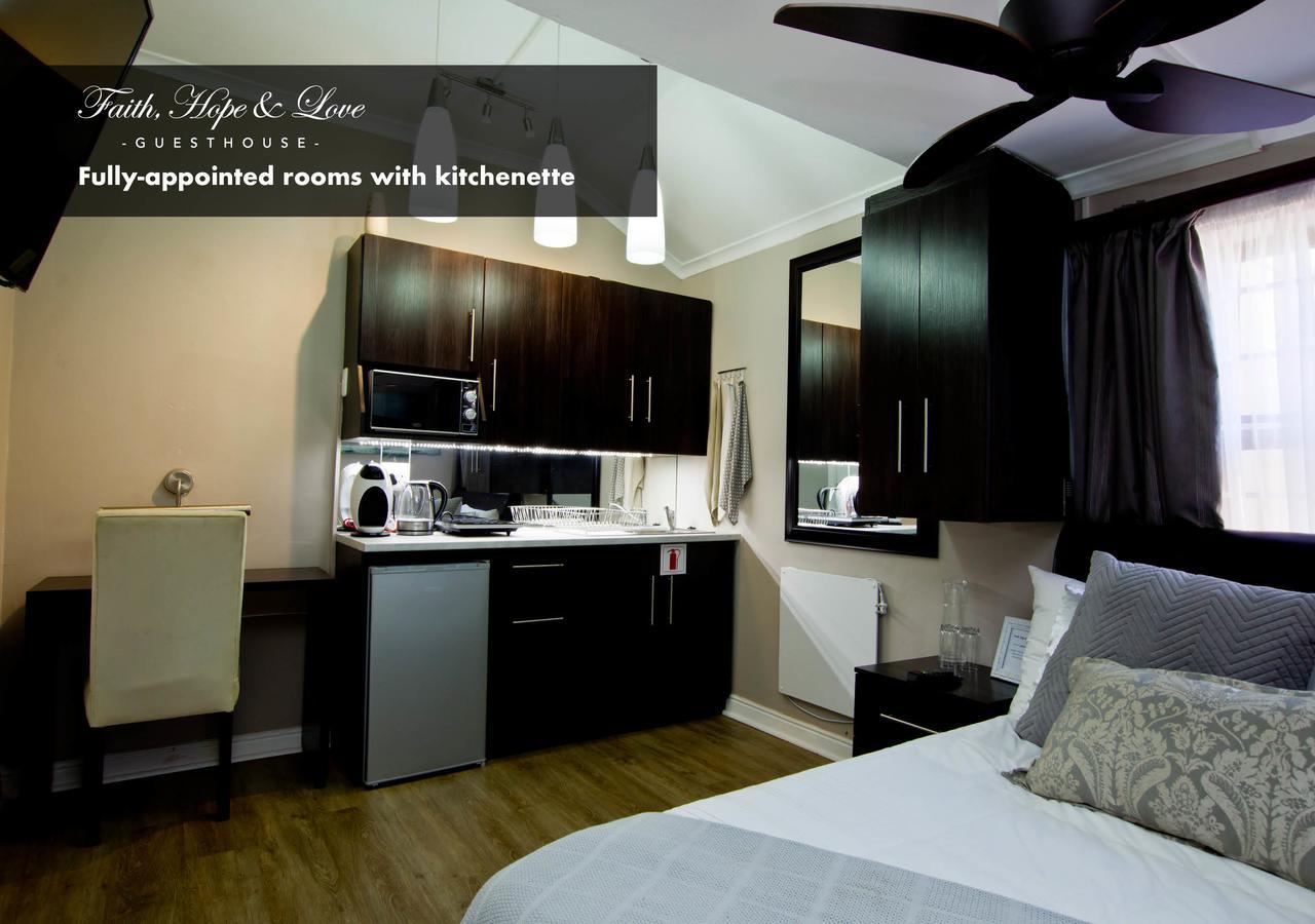 Faith, Hope & Love Self Catering Port Elizabeth Exterior foto